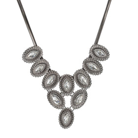 Aristokrātiskais valdzinājums - kaklarota