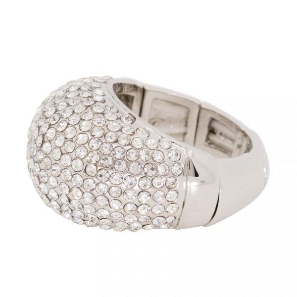 Sievišķības pieskāriens - gredzens